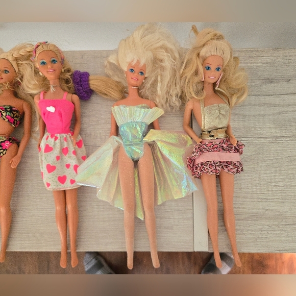 Vintage Barbie Dolls Mattel Bundle Lot Of 5  With Outfits 90s Collectibles Toys - Picture 3 of 10